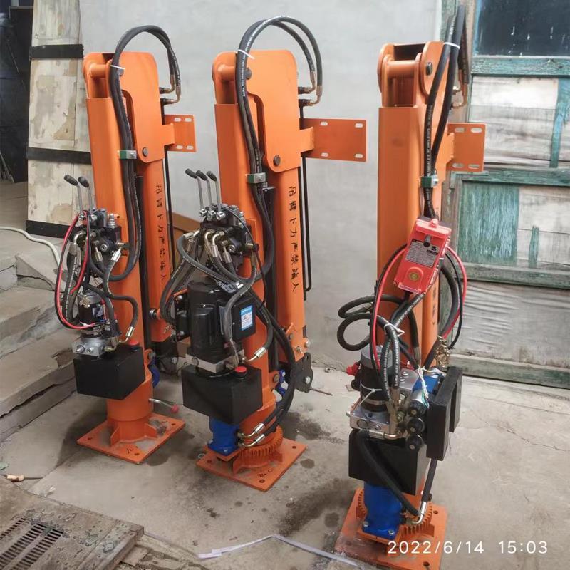 临县重汽蓝牌随车吊 3.2吨 国六动力强 液压驱动 农用自卸起重机